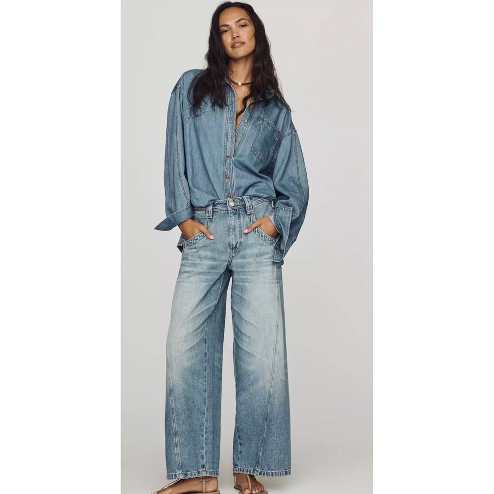 Anthropologie Pilcro Kenny High Rise Wide Leg Barrel Leg Jeans Womens Sz 26 EUC